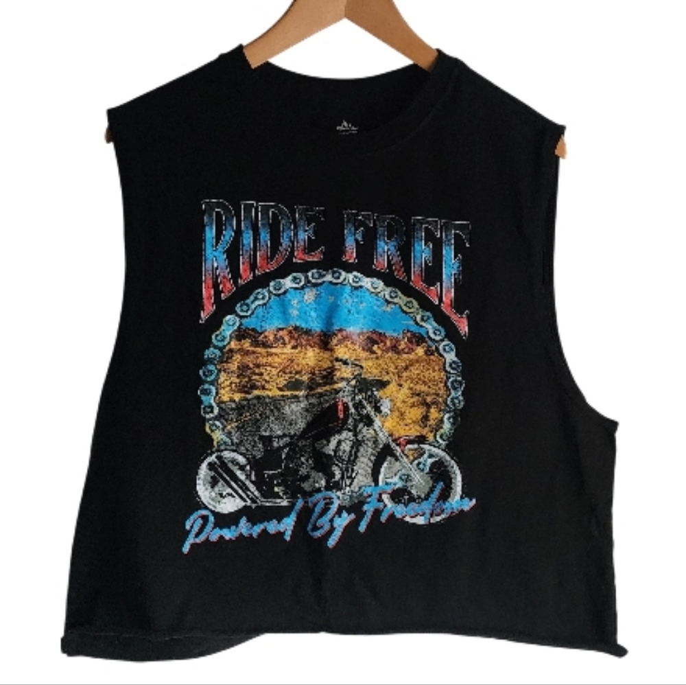 Way To Celebrate Patriotic Ridd Free Black Sleeveless Graphic Top Cropped Sz L - Picture 1 of 4
